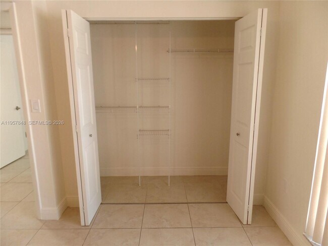 Building Photo - 7225 Miami Lakes Dr