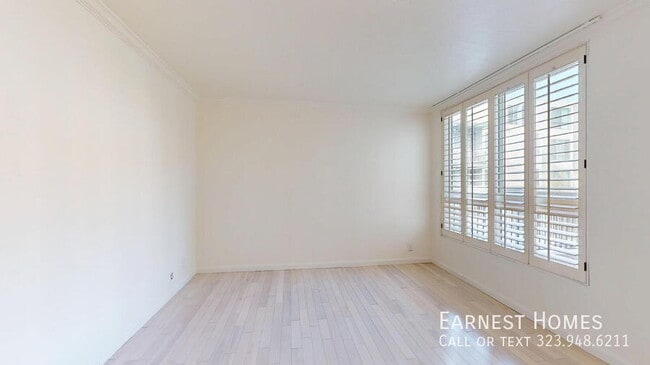 Building Photo - 1745 Camino Palmero St