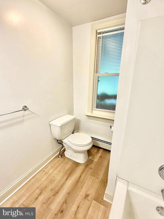 Building Photo - 26 N Main St