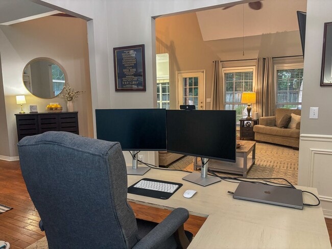 Building Photo - Welcome to your new home!!!