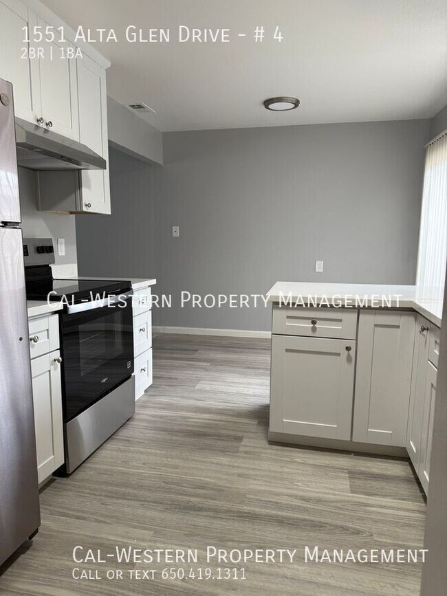 Building Photo - 1551 Alta Glen Dr