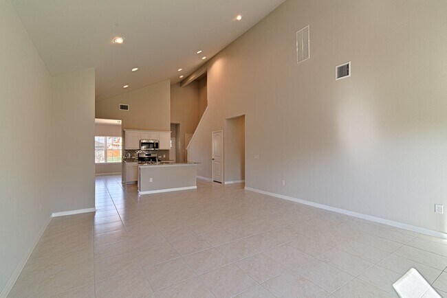 Building Photo - 6601 Loretta White Ln
