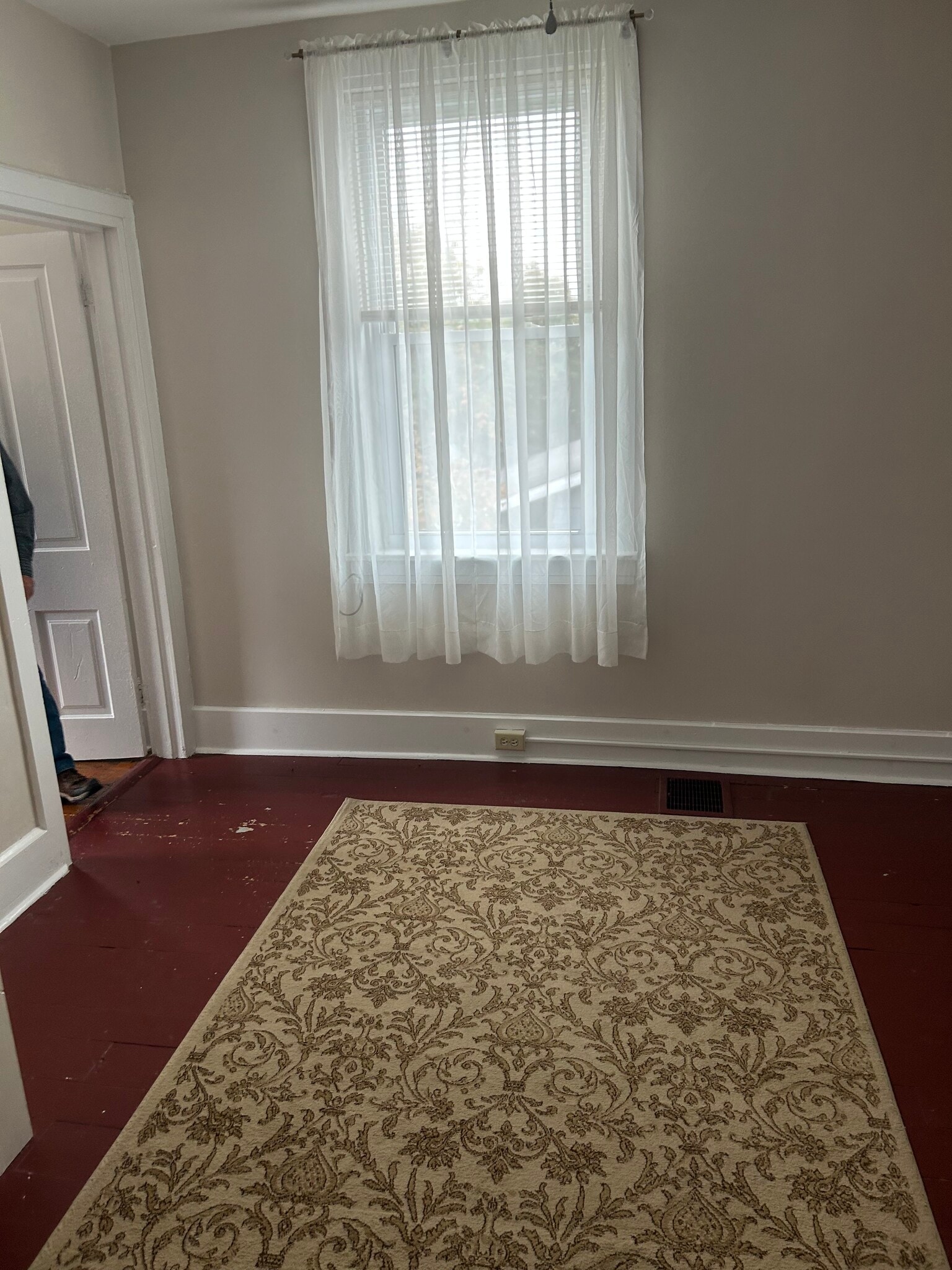 Bedroom - 19 N Market St