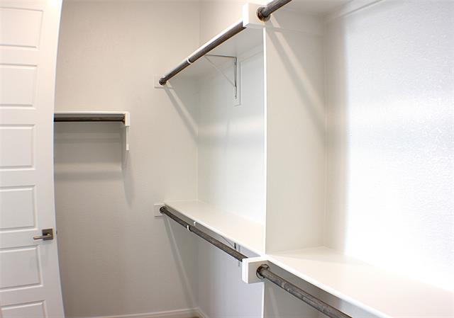 Building Photo - 14461 Mietner St