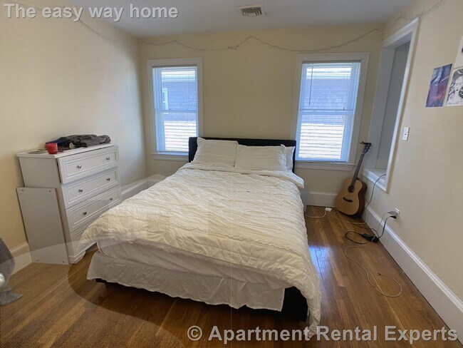 Building Photo - 80 Ten Hills Rd