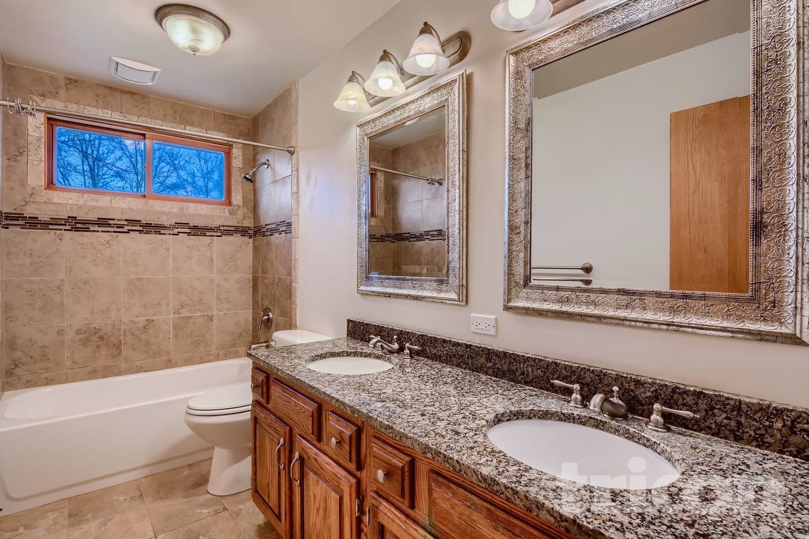 Building Photo - 1045 Brush Hill Ln