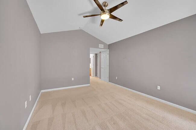 Building Photo - $1,900.00, 2-bed, 2 bath, located in Broom...