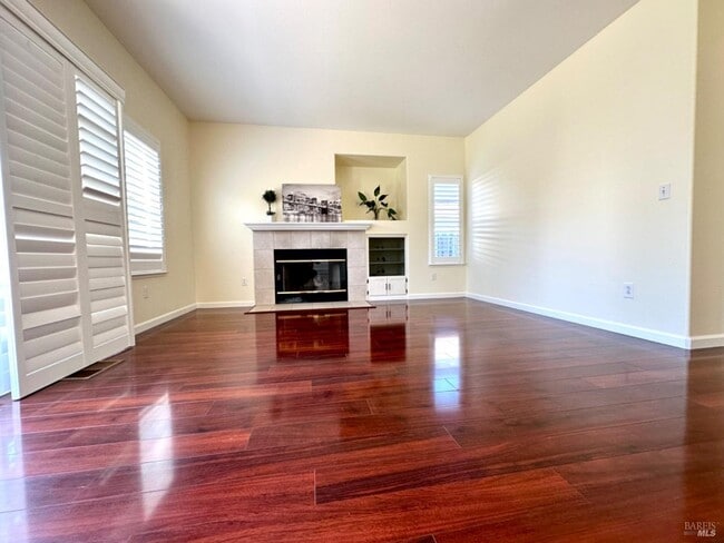 Building Photo - 622 Stonehenge Dr
