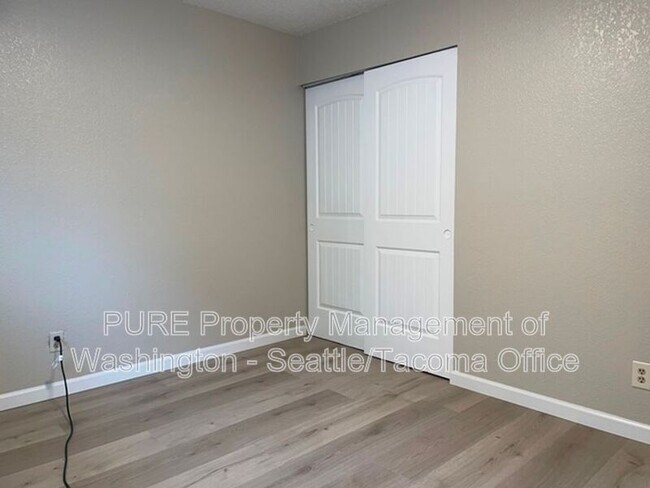 Building Photo - 8626 26th Ave SW