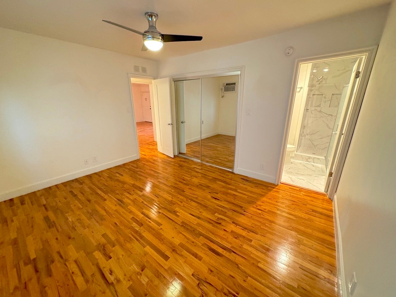 Building Photo - 8585 Pickford St