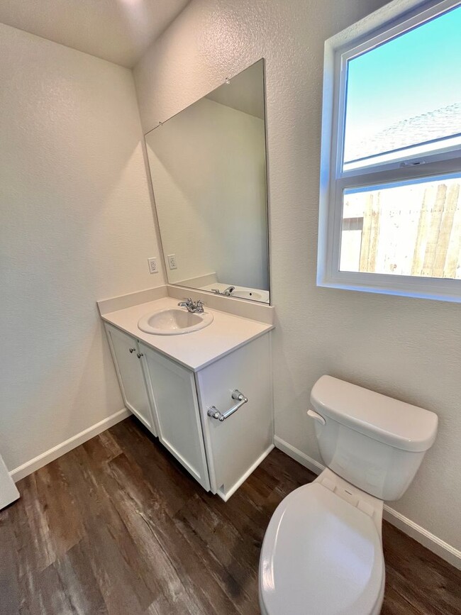 Building Photo - Brand New 3 Bedroom, 2 Bath Home with Sola...