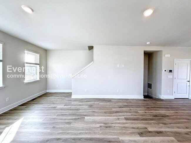 Building Photo - 195 Sioux Lp