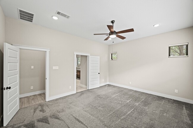 Building Photo - 15914 Dedication Dr