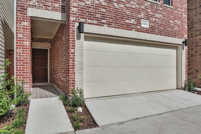 Building Photo - 11508 Main Cypress Dr