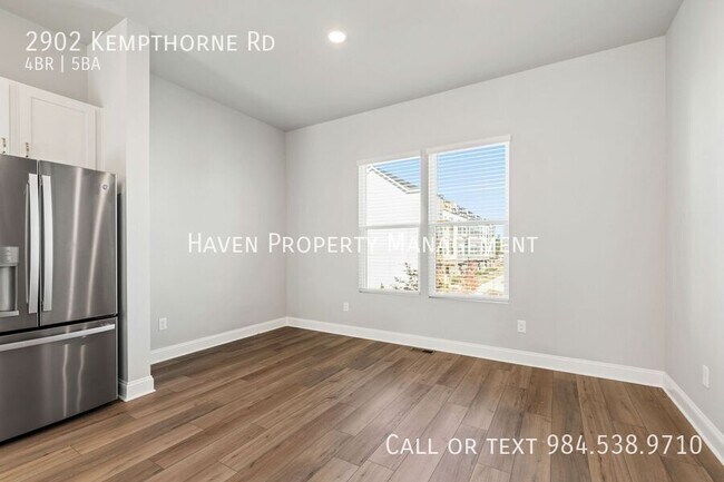 Building Photo - 2902 Kempthorne Rd