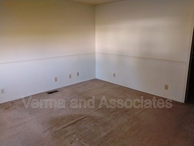 Building Photo - 12815 Motley Rd