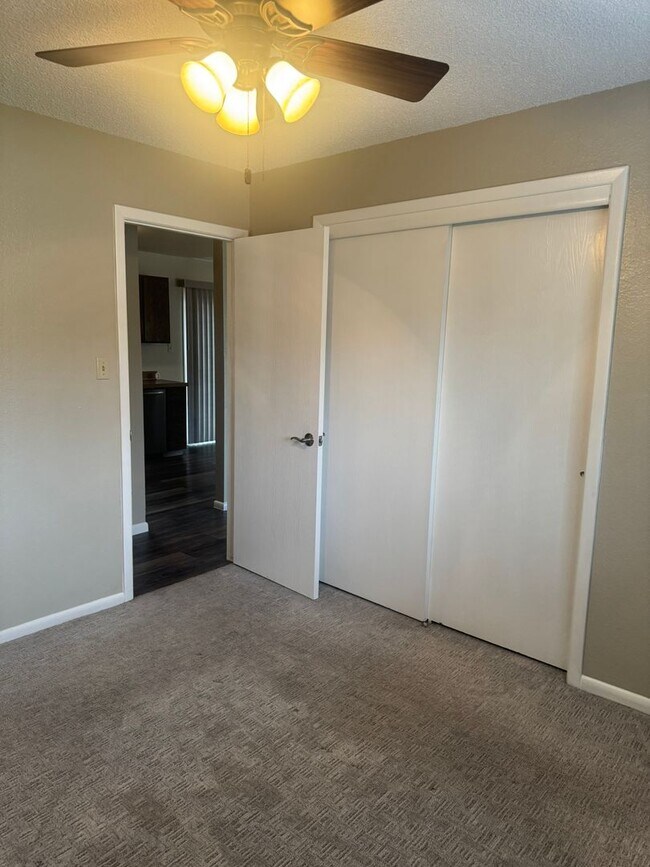 Building Photo - 4103 Everton Dr