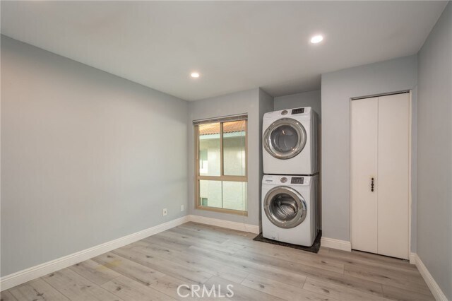 Building Photo - 23647 Park Capri