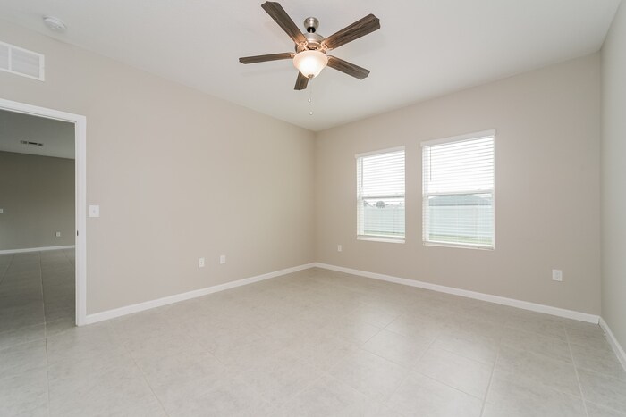 Building Photo - 353 Kenilworth Dr