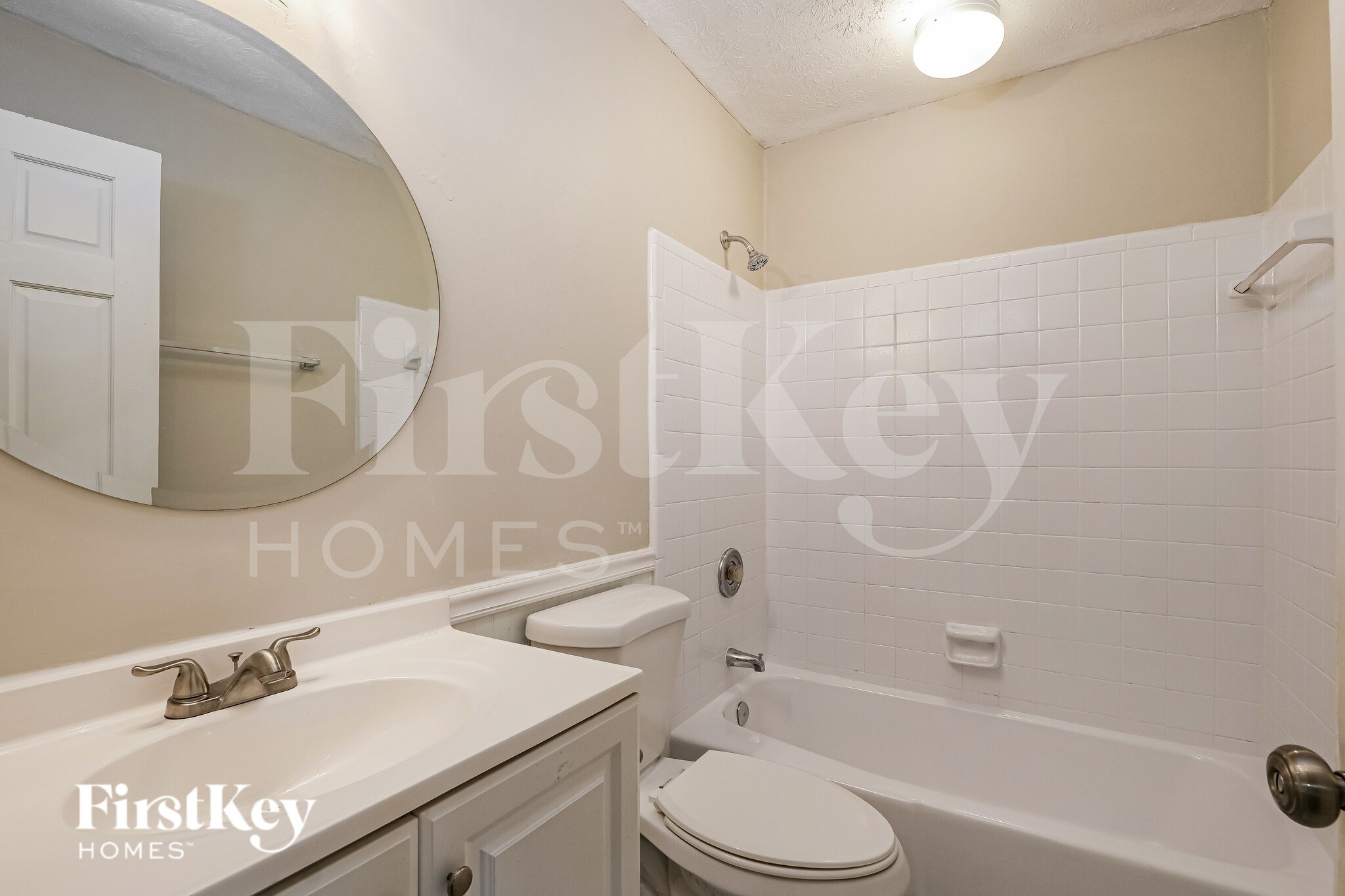 Building Photo - 5659 Fern Creek Dr SW
