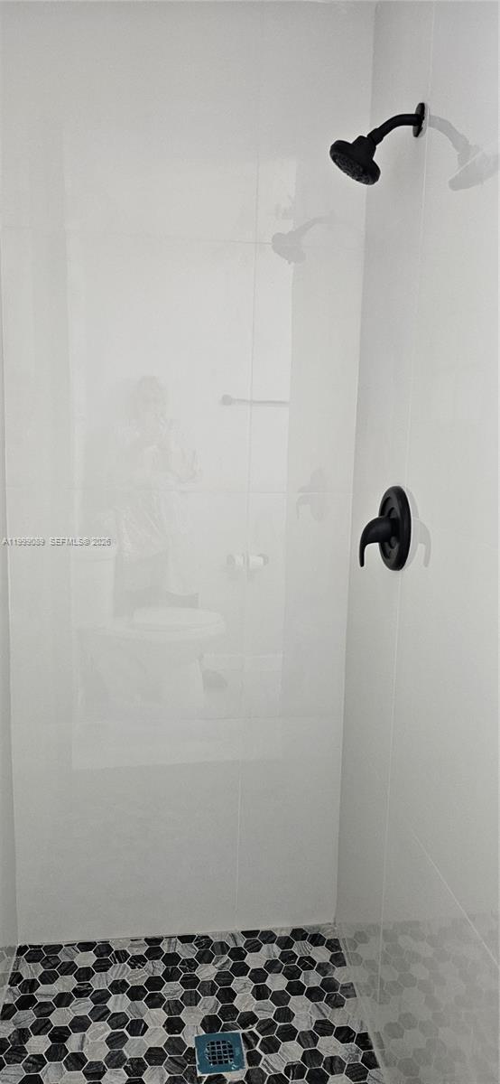 Building Photo - 1408 SW 9th Ave