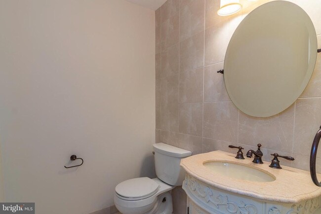 Building Photo - 7300 Scarlet Oak Ct