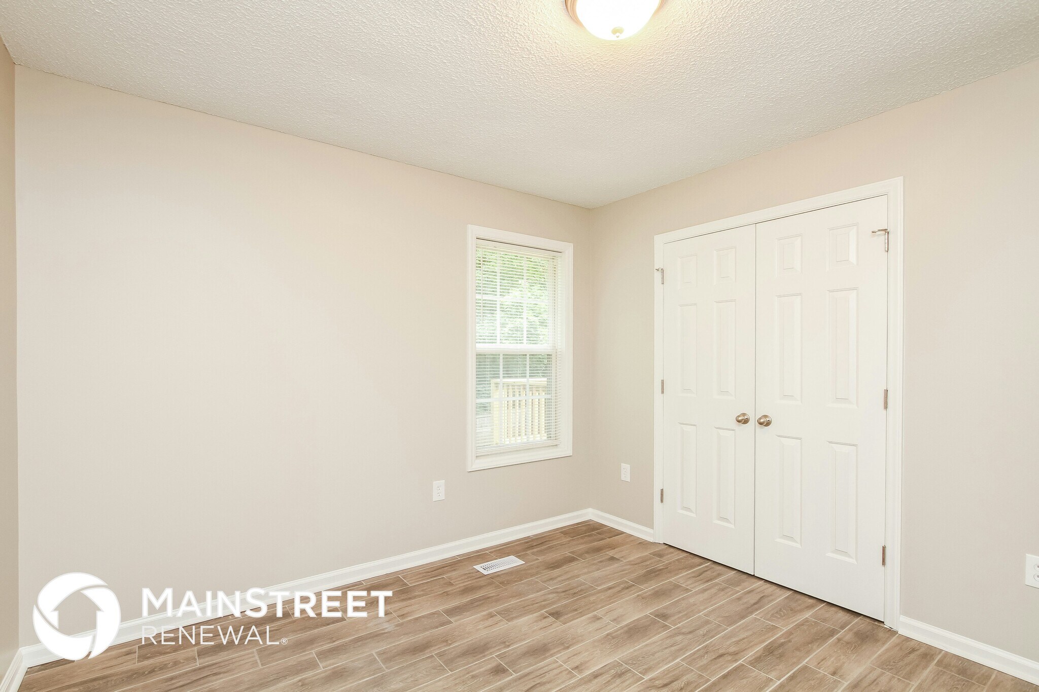 Building Photo - 709 Firecrest St SE