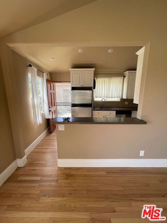 Building Photo - 8503 Lilienthal Ave