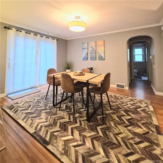 Building Photo - 30 Manlon Terrace