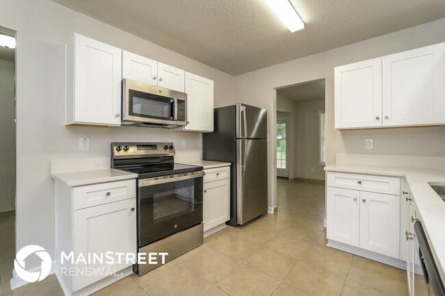 Building Photo - 5603 Green Apple Dr