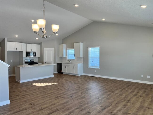 Building Photo - 17373 Dulles Ln