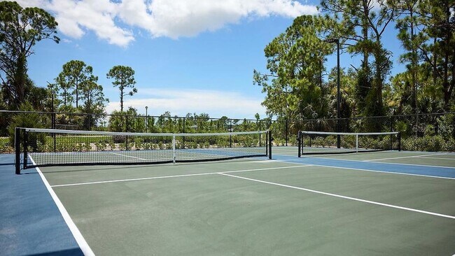 Building Photo - 9500 Grandtree Ave