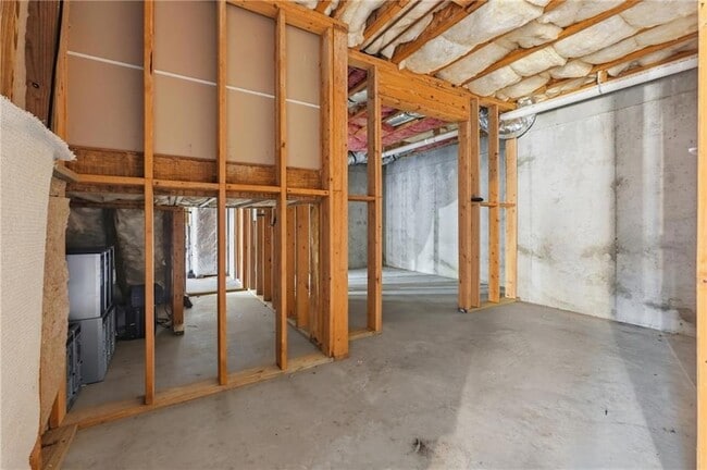 Building Photo - 6437 Blue Water Dr
