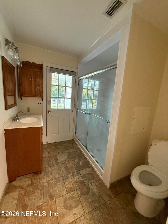 Building Photo - 1096 East Coast Dr