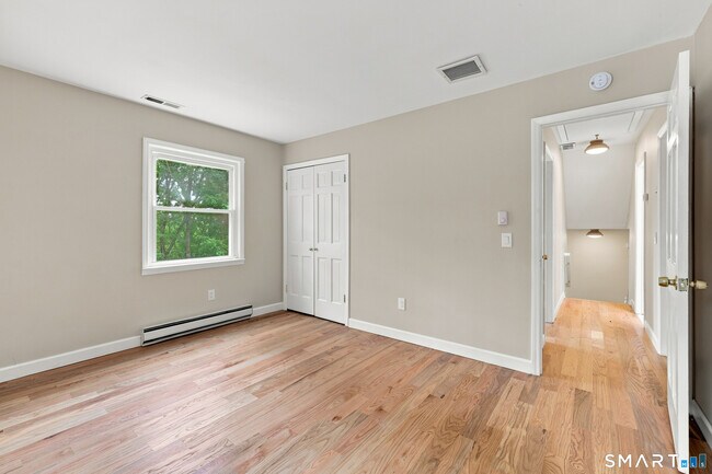 Building Photo - 115 Forty Acre Mountain Rd