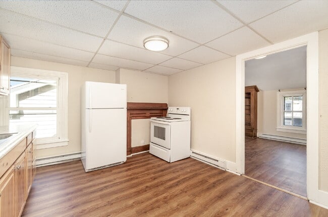 Building Photo - 149 N 2nd St