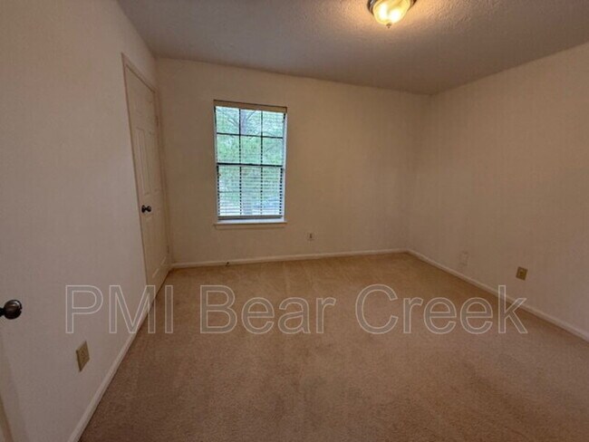 Building Photo - 7818 Sunny Ridge Dr