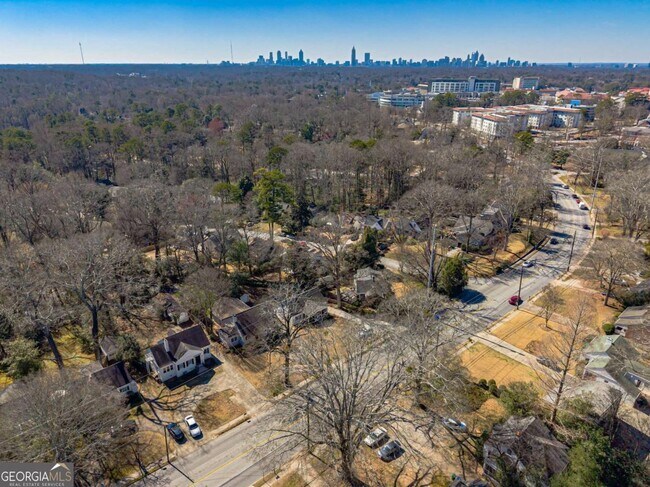 Building Photo - 1977 N Decatur Rd