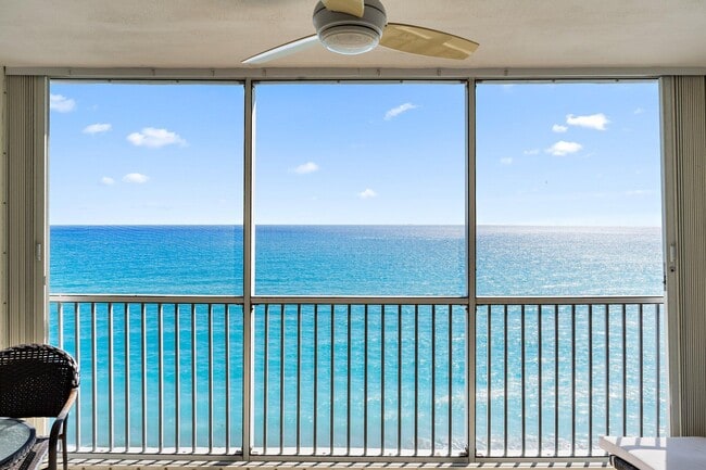 Building Photo - 840 Ocean Dr