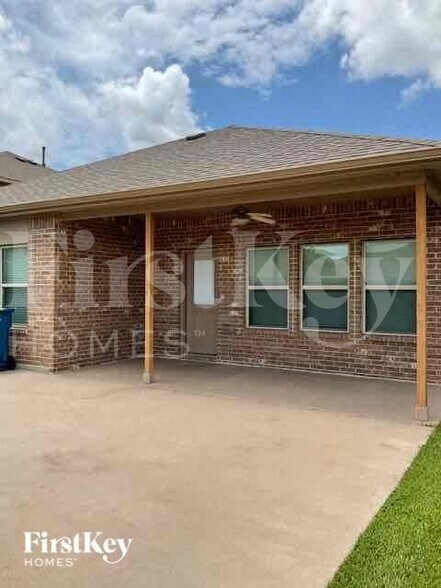 Building Photo - 150 Meadow Mill Dr