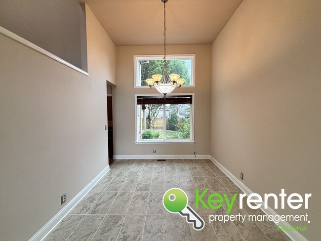 Building Photo - Spacious 5-Bedroom Home in Secluded Cul-De...
