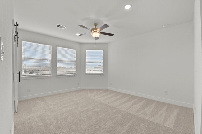 Building Photo - 21223 Fiery Skipper Dr