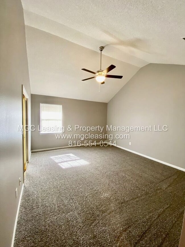 Building Photo - Spacious Comfort Meets Small-Town Charm – ...