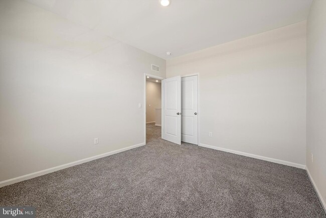 Building Photo - 114 Clerkenwell Dr