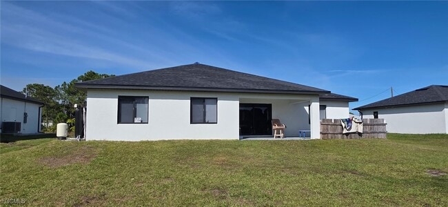 Building Photo - 2615 40th St W