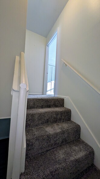 Top of Stairs - 510 Basswood Ave