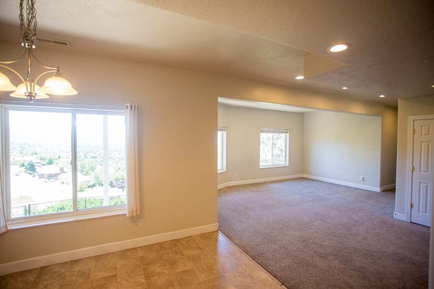 Building Photo - 1364 Northridge Dr