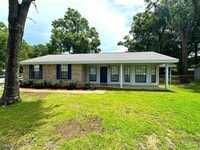 Building Photo - 10150 Candlestick Ln