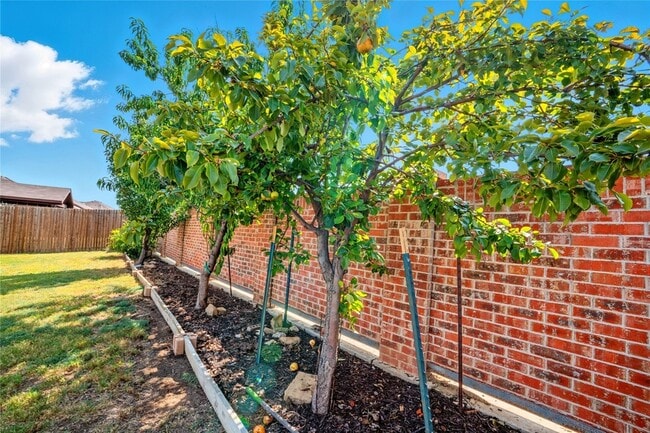 Building Photo - 8137 Kurgan Trail