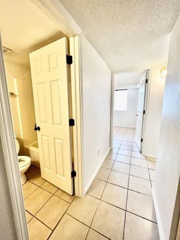 Building Photo - 12752 Tierra Salas Dr